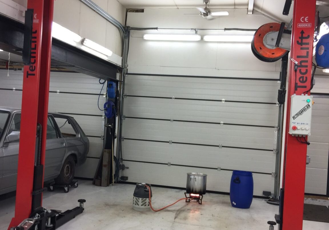 0A3567E2-A093-4111-9071-4BCB59340B96