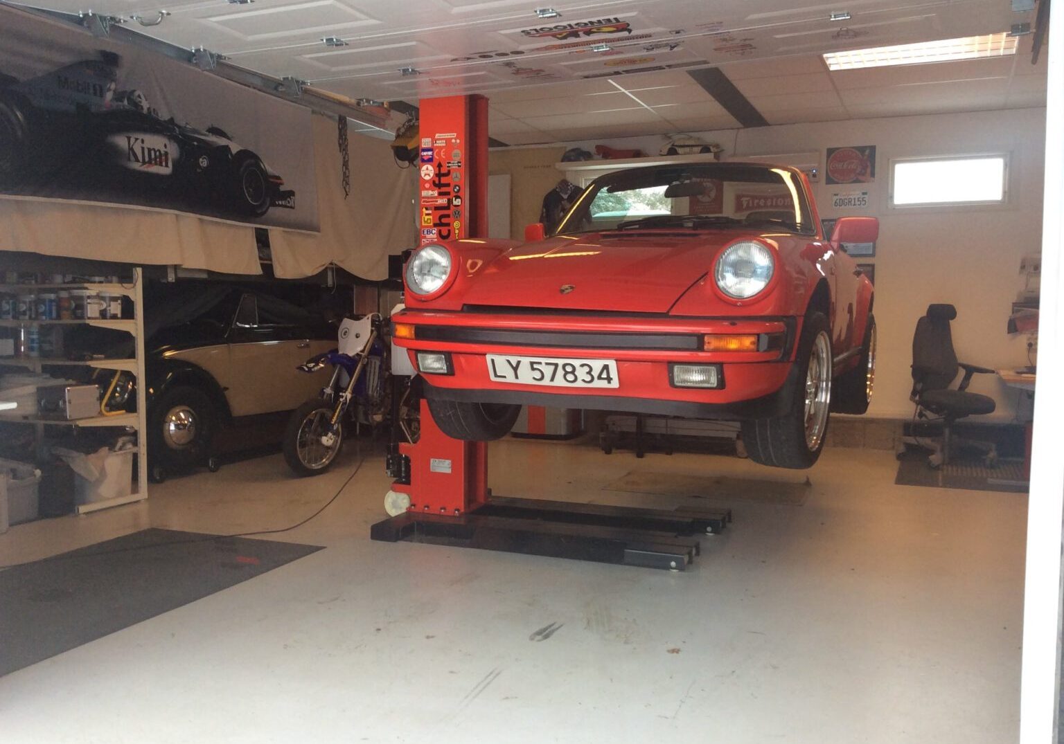 EE0E7B69-B945-478B-A58C-770B66DC9182